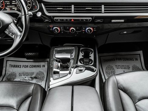 Used 2018 Audi Q7 3.0T Premium Plus w/ Premium Plus Package image 12