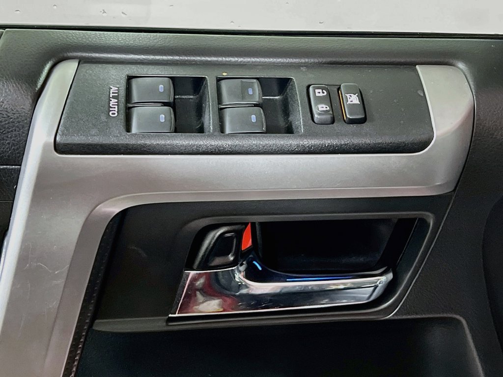 Used 2022 Toyota 4Runner Limited AWD/4WD image 14