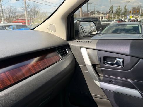 Used 2013 Ford Edge Limited image 22