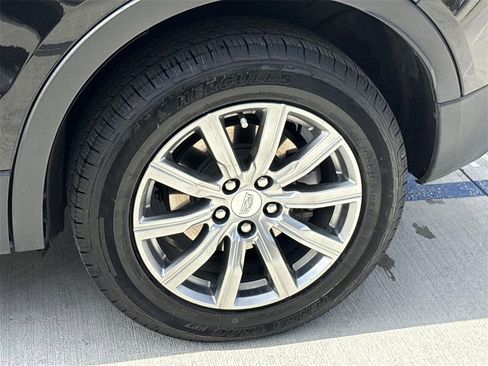 Used 2023 Cadillac XT4 Premium Luxury image 30