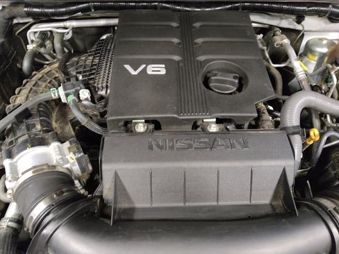 Used 2020 Nissan Frontier SV w/ Midnight Edition Floor Mats AWD/4WD image 30