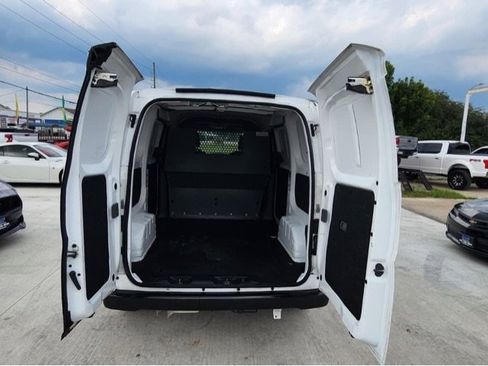 Used 2020 Nissan NV200 SV image 6