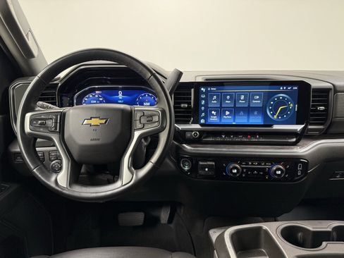 Used 2024 Chevrolet Silverado 2500 LTZ image 29