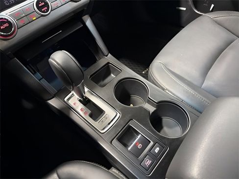 Used 2016 Subaru Outback 3.6R Limited image 23