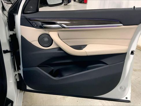 Used 2020 BMW X1 xDrive28i w/ Premium Package image 23