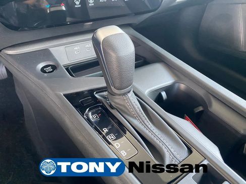 New 2026 Nissan Sentra SV FWD image 17
