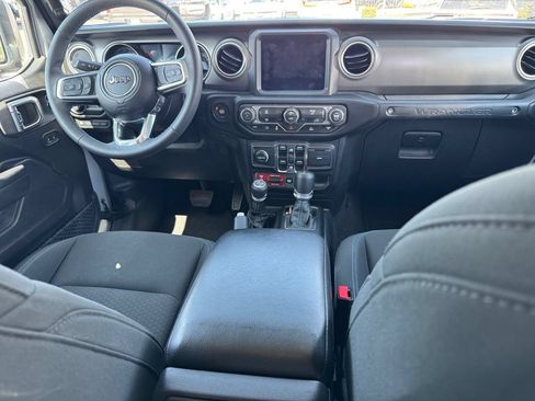Used 2023 Jeep Wrangler Unlimited Rubicon 4xe AWD/4WD image 20