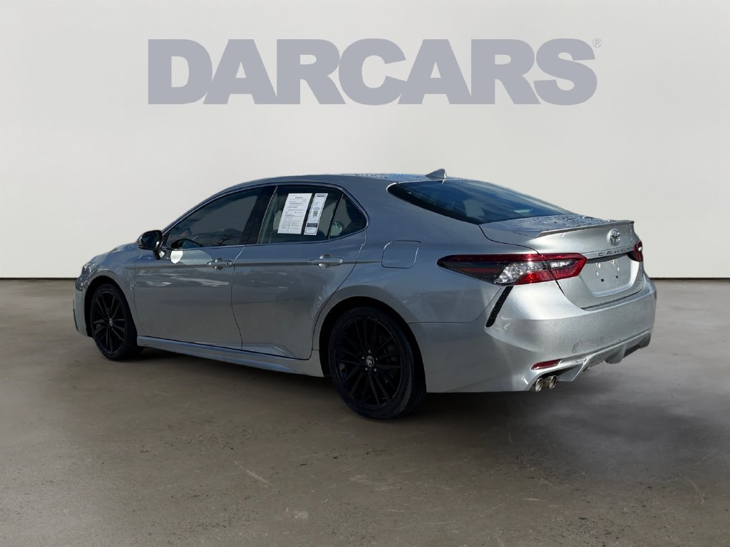 Used 2023 Toyota Camry XSE FWD image 4
