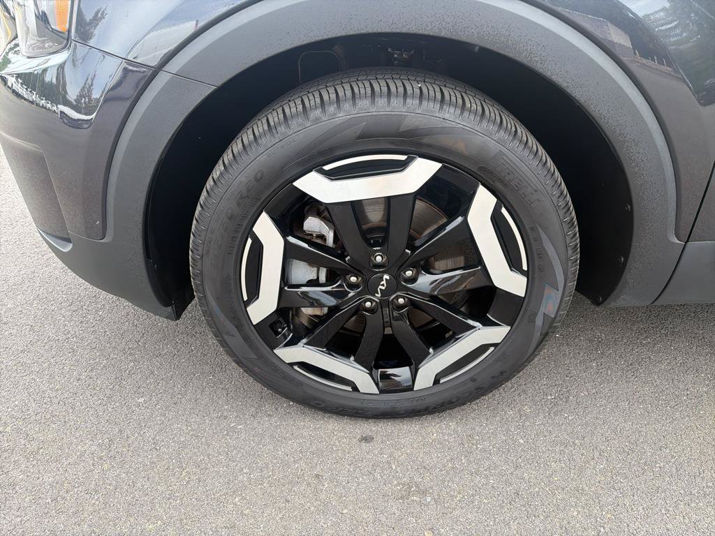 Used 2025 Kia Telluride EX w/ EX Captain's Chair Package AWD/4WD image 31