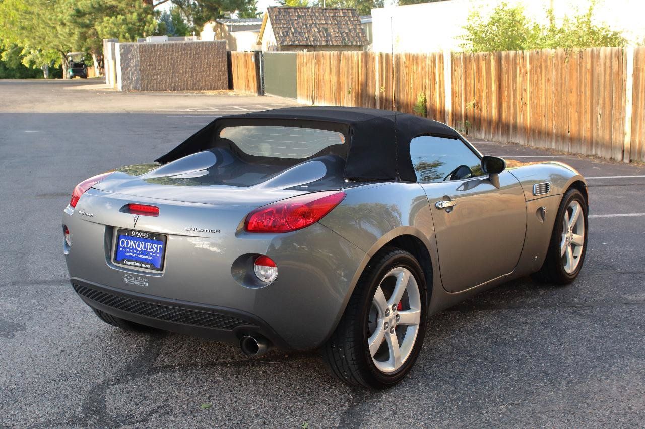 Used 2007 Pontiac Solstice Convertible w/ Premium Package RWD image 16