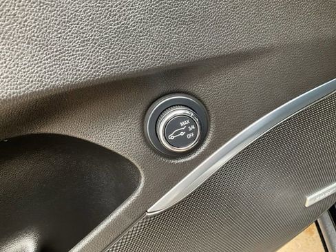 Used 2021 Buick Enclave Avenir w/ Trailering Package, 5000 lbs. image 6