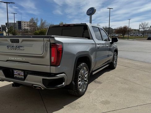 Used 2023 GMC Sierra 1500 Denali Ultimate AWD/4WD image 5