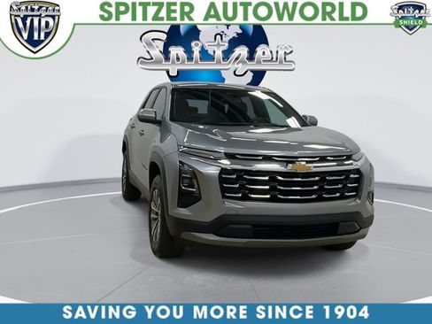 Used 2025 Chevrolet Equinox LT FWD image 4