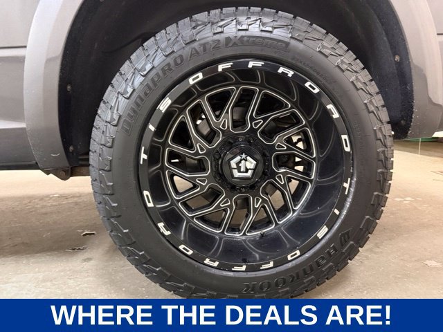 Used 2015 RAM 1500 Laramie w/ Convenience Group AWD/4WD image 46
