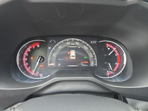 Used 2024 Toyota RAV4 XLE Premium FWD image 20