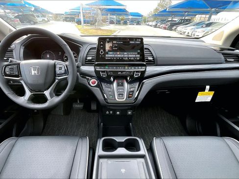 New 2026 Honda Odyssey Elite image 5
