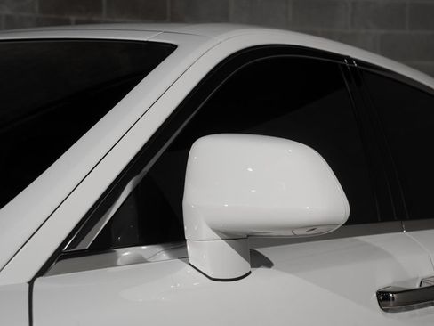 Used 2015 Rolls-Royce Ghost RWD image 19