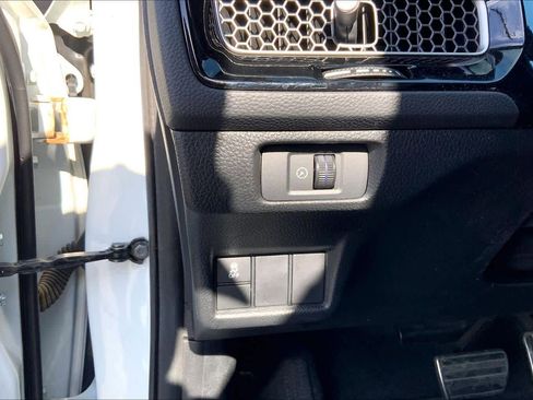 Used 2025 Honda Civic Sport image 36