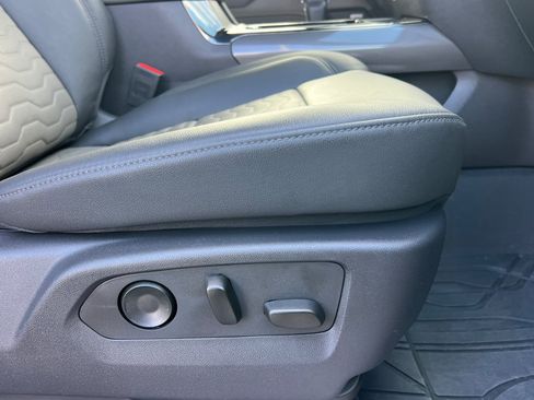 Certified 2024 Chevrolet Silverado 1500 ZR2 w/ Technology Package image 23