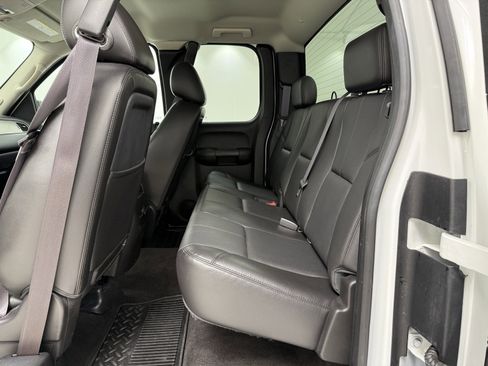 Used 2013 Chevrolet Silverado 2500 LTZ w/ LTZ Plus Package image 19