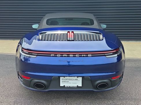 Certified 2022 Porsche 911 Carrera 4S AWD/4WD image 22