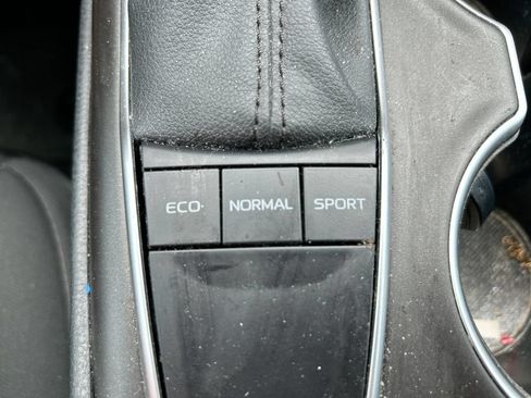 Used 2023 Toyota Camry LE FWD image 31