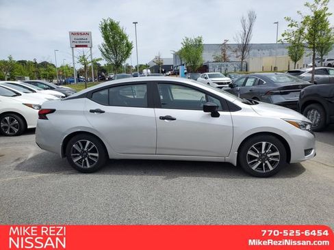 New 2025 Nissan Versa S w/ S Plus Package FWD image 2