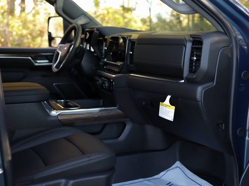 Used 2026 Chevrolet Silverado 2500 LT w/ Trail Boss Package image 30