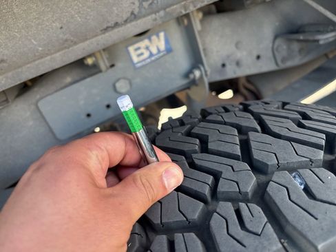 Used 2010 Ford F350 Lariat image 10