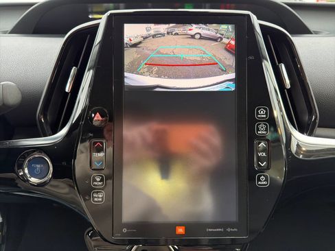 Used 2020 Toyota Prius Prime Limited image 32