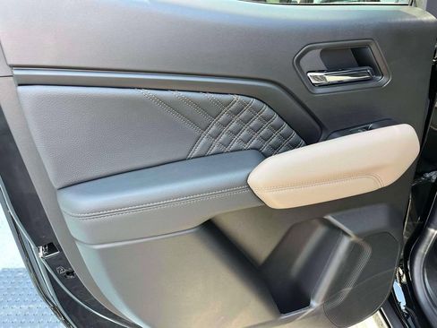 New 2026 GMC Canyon Denali AWD/4WD image 16