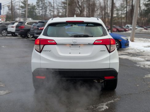 Used 2021 Honda HR-V LX image 9