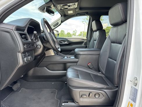 Used 2023 Chevrolet Tahoe RST w/ Luxury Package AWD/4WD image 16