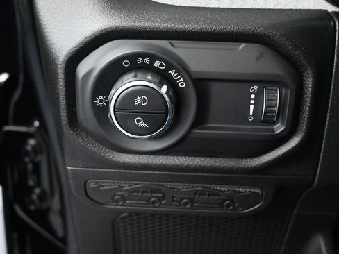 New 2026 Jeep Gladiator Sport image 35