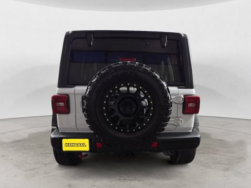 Used 2021 Jeep Wrangler Unlimited Rubicon AWD/4WD image 6