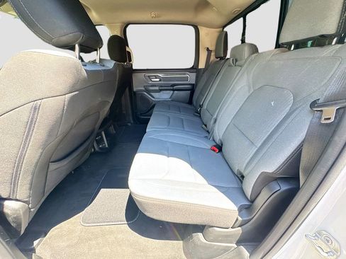 Used 2020 RAM 1500 Big Horn AWD/4WD image 19