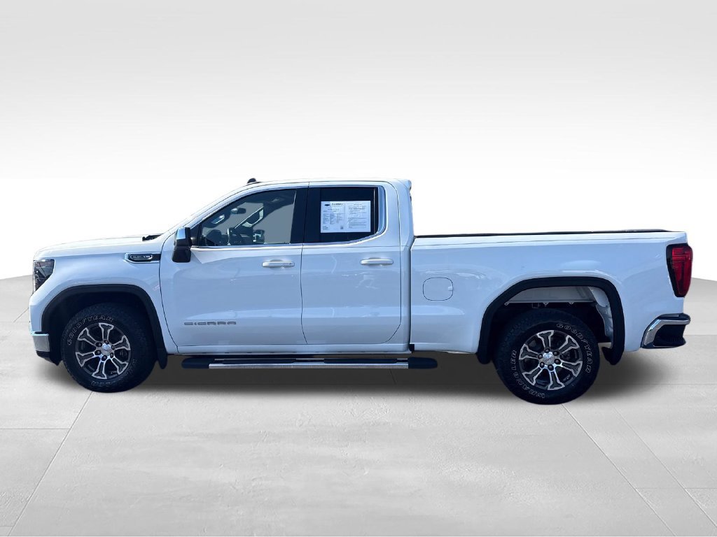 Used 2023 GMC Sierra 1500 SLE RWD image 4
