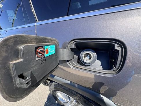 Used 2016 Jeep Grand Cherokee Limited RWD image 19