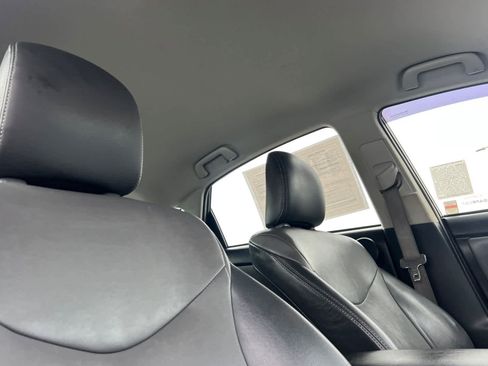 Used 2013 Toyota Prius Four image 17