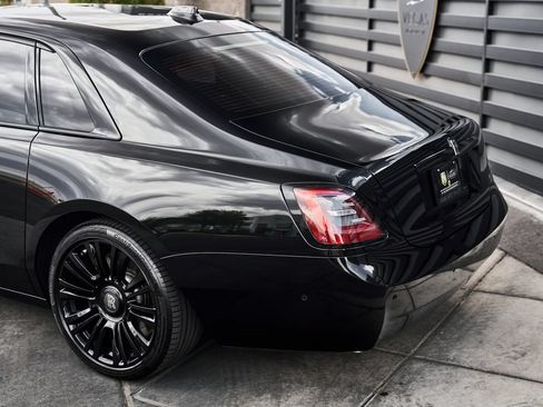 Used 2023 Rolls-Royce Ghost AWD/4WD image 13