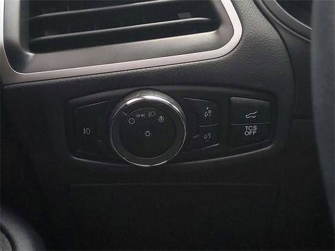 Certified 2024 Ford Edge SEL w/ Convenience Package image 15