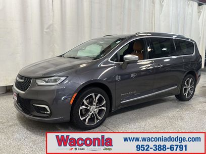 Used 2021 Chrysler Pacifica Pinnacle