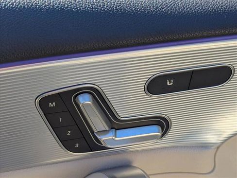 Used 2021 Mercedes-Benz A 220 image 7