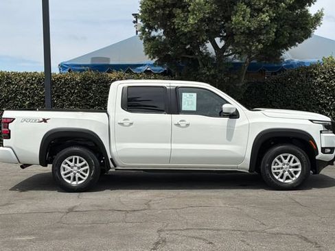 Used 2025 Nissan Frontier Pro-X RWD image 3