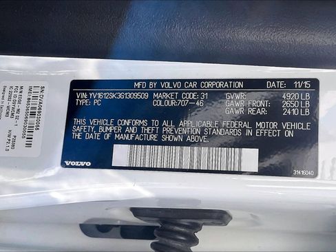 Used 2016 Volvo V60 T5 Premier w/ Technology Package image 34