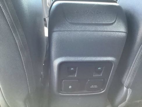 Used 2022 Ford Bronco Wildtrak AWD/4WD image 19
