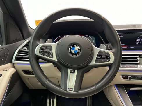 Used 2022 BMW X5 xDrive40i w/ M Sport Package AWD/4WD image 17