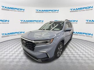 Used 2023 Honda Pilot Touring video 1