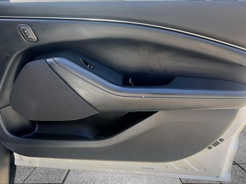 Used 2021 Ford Mustang Mach-E Select w/ Comfort/Appearance Package image 19