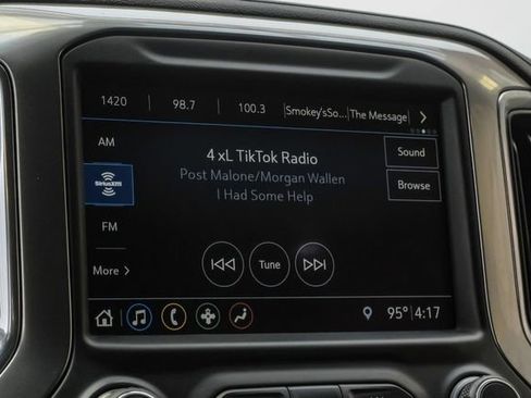 Used 2019 Chevrolet Silverado 1500 LT w/ Texas Edition image 37